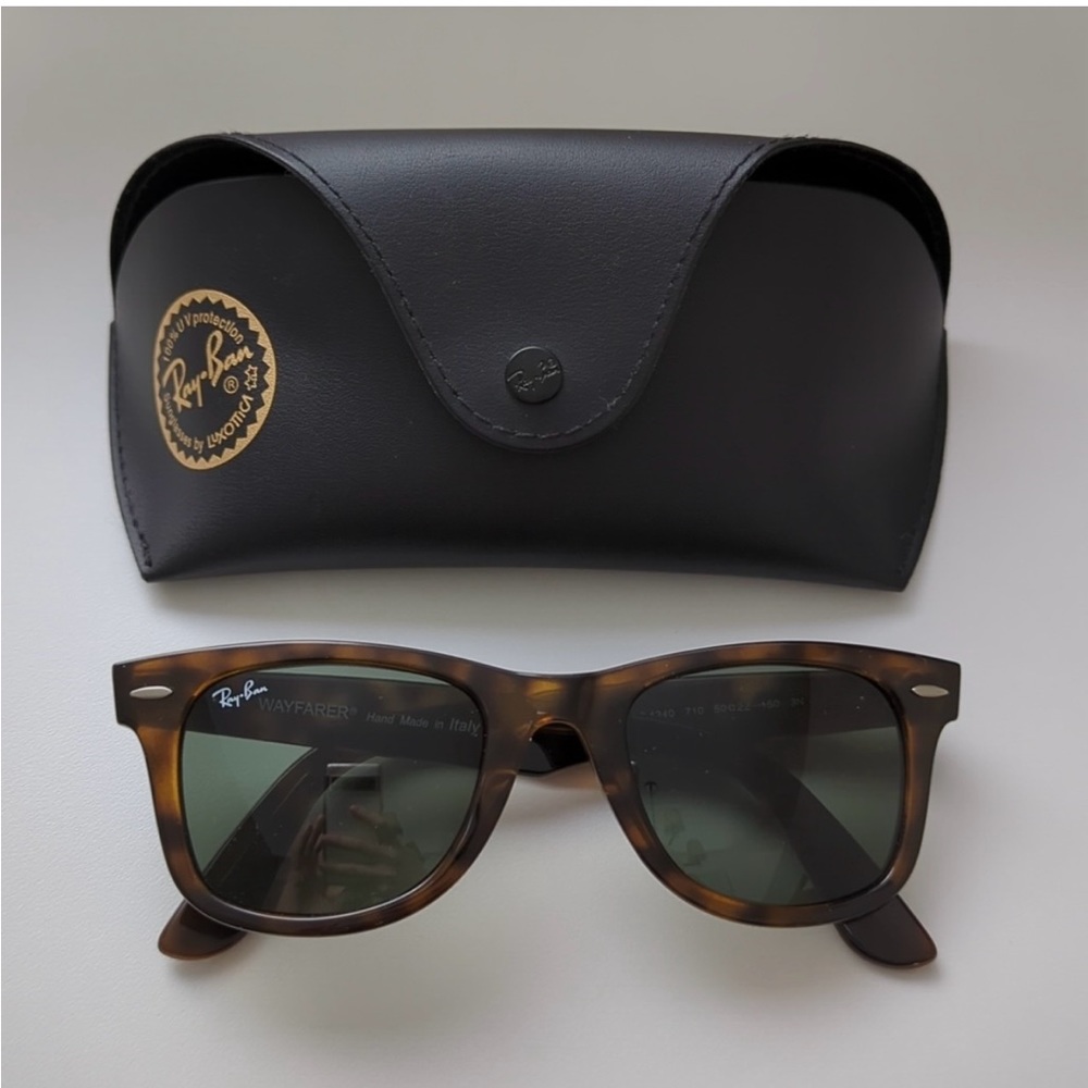 Ray-Ban Wayfarer Ease